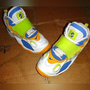 Nike Air Speed Turf. Size 4.5Y, 6.5 in women.